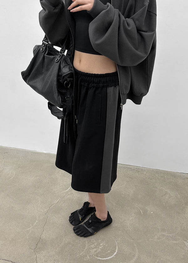 [MADE] Wirano Color-Block Bermuda Banded Pants