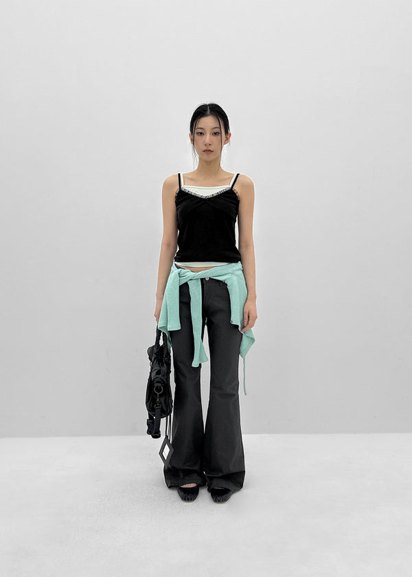 Deel Low-waisted Bootcut Pants