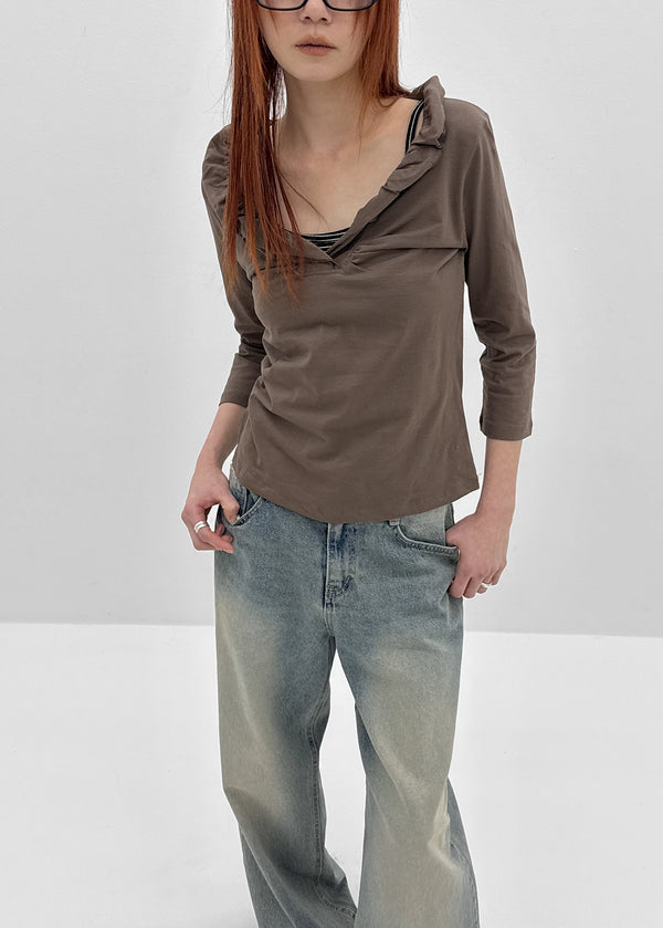 The Bellit Frill V-neck 3/4 Sleeve T-Shirt