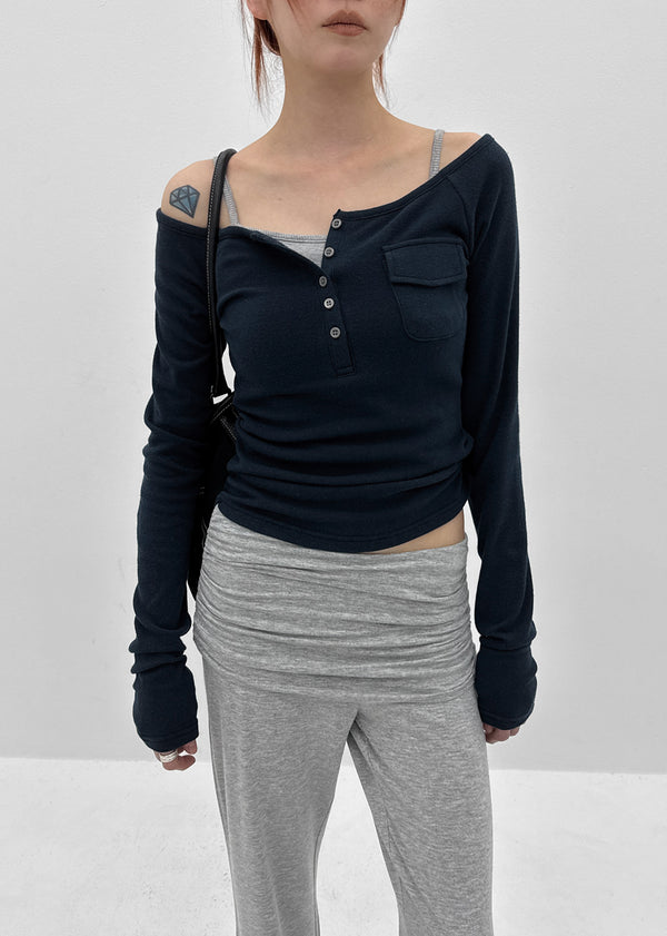 Wonshoi Pocket Button Off-shoulder Long Sleeve T-shirt