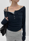 Wonshoi Pocket Button Off-shoulder Long Sleeve T-shirt