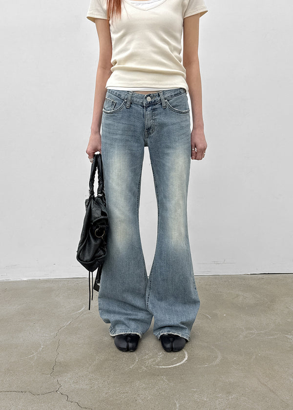 Romhat Low-waist Washed Bootcut Denim Pants