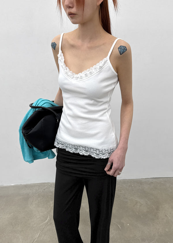 Pomerin Lace Layered Sleeveless Top