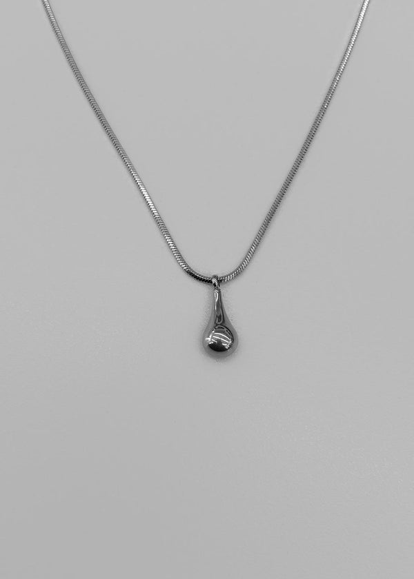 Geline Waterdrop Silver Necklace