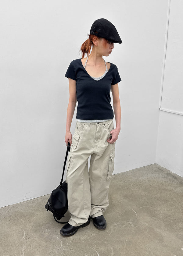 [MADE] Dutsbi Deep V-Neck Short Sleeve Top