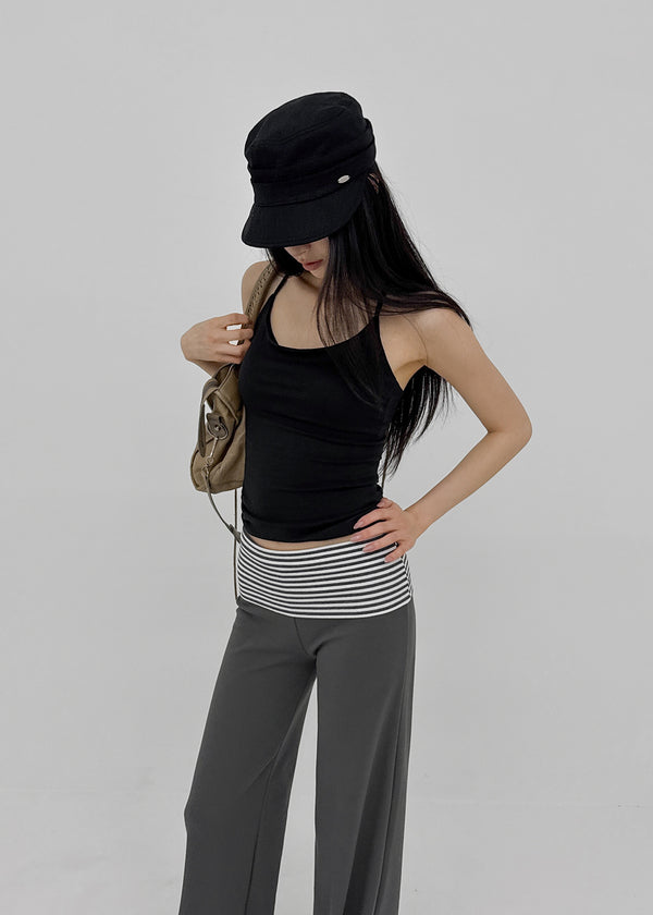 [MADE] Perky Back-Point Sleeveless Top (Built-in Cap)