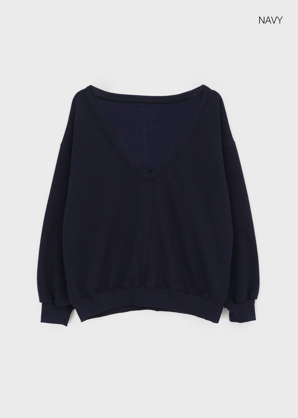 Queria Deep V Sweatshirt