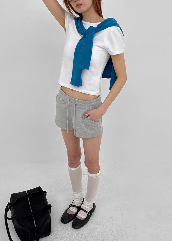 [MADE] Floven Backless Short Sleeve Top (Built-in Cap)