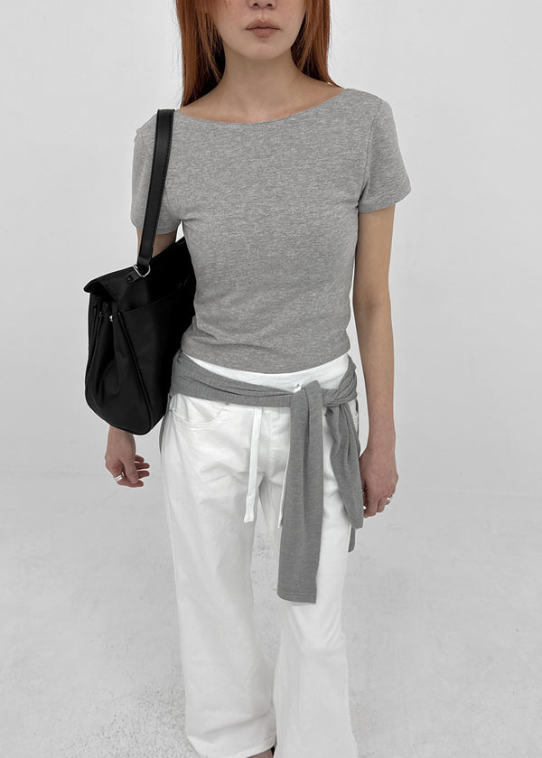 [MADE] Floven Backless Short Sleeve Top (Built-in Cap)