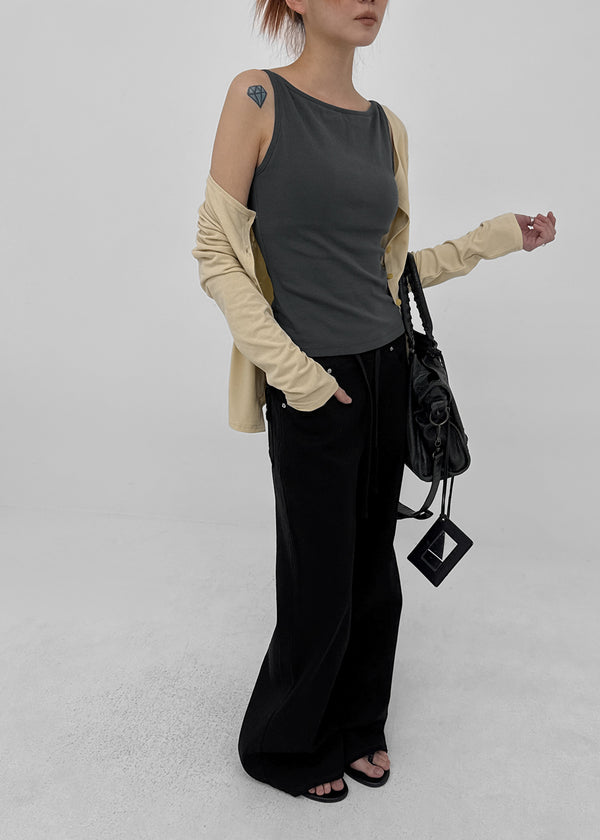 [MADE] Yeti Boat Neck Sleeveless Top (Built-in Cap)