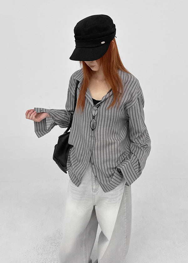 [MADE] Sinila Loose-Fit Stripe Shirt