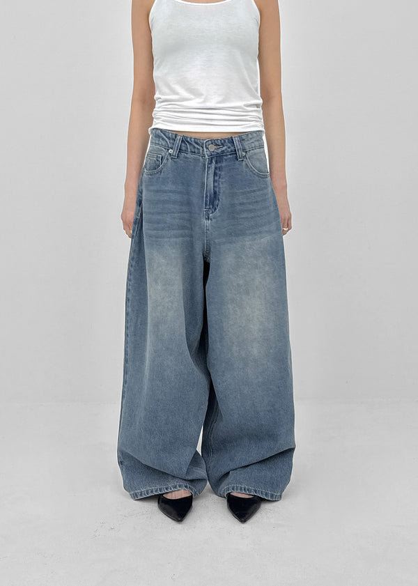 [MADE] Rive Snap Balloon Denim Pants