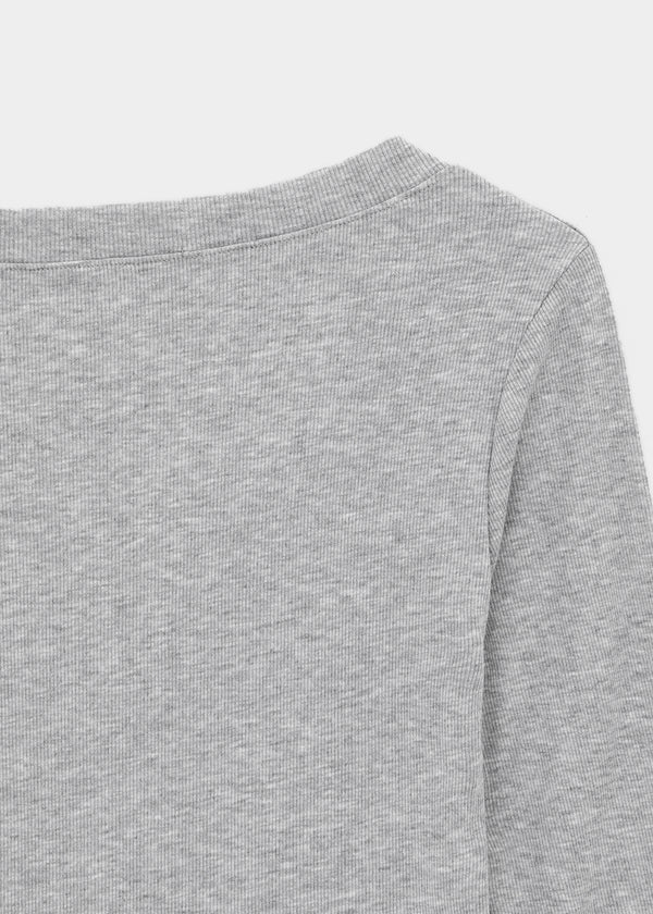 [MADE] Plum V-neck 3/4 Sleeve Tee
