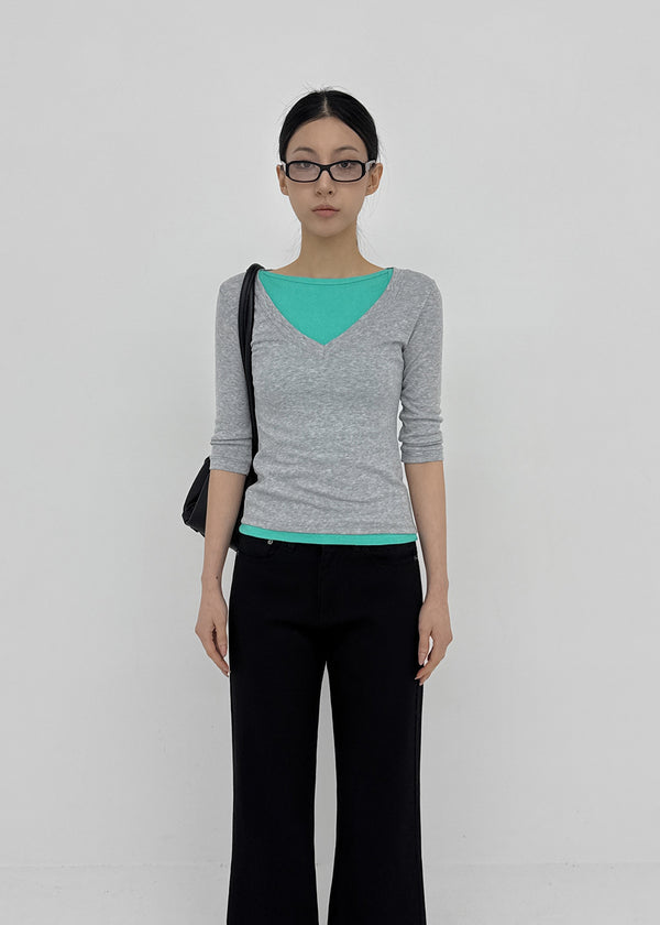 [MADE] Plum V-neck 3/4 Sleeve Tee