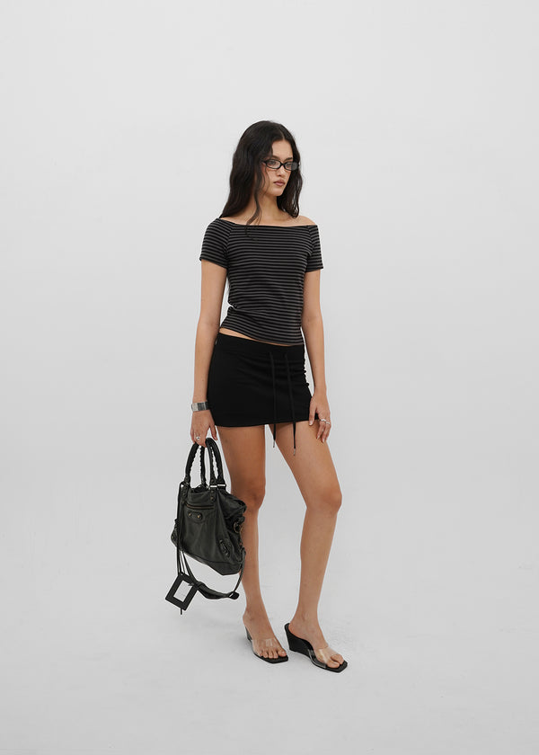 [B-BASIC] Standard Slim Off-Shoulder Short-Sleeve T-Shirt (2 SIZE)