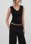 [B-BASIC] Tension Standard V-Neck Sleeveless Top (2 SIZE)