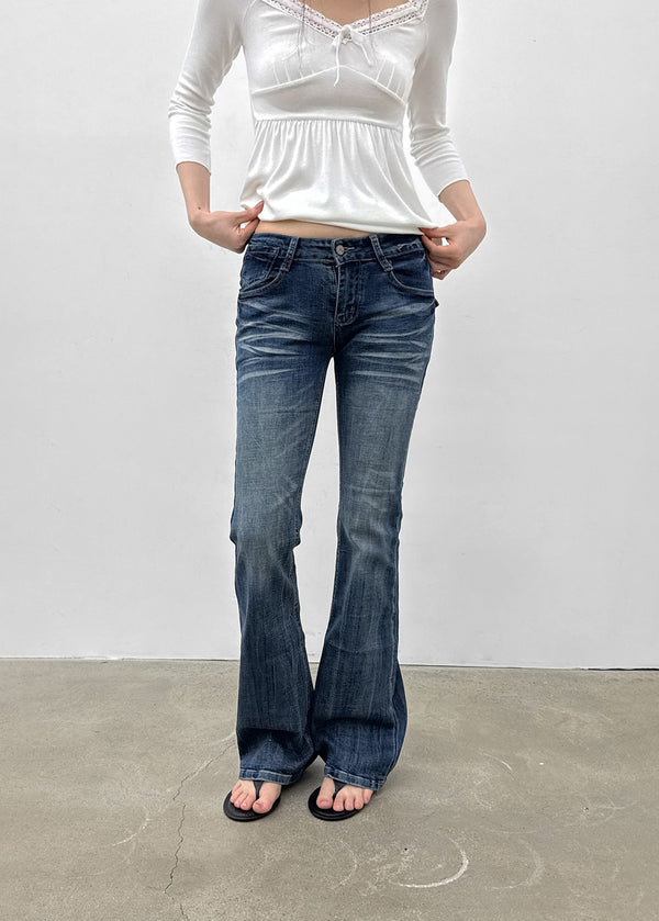 Temto Washed Low-rise Bootcut Denim Pants