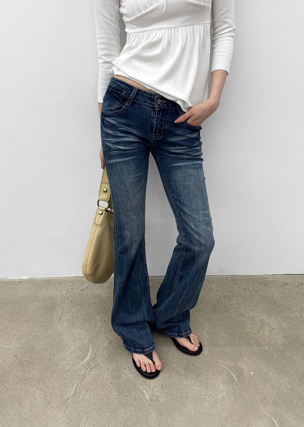 Temto Washed Low-rise Bootcut Denim Pants