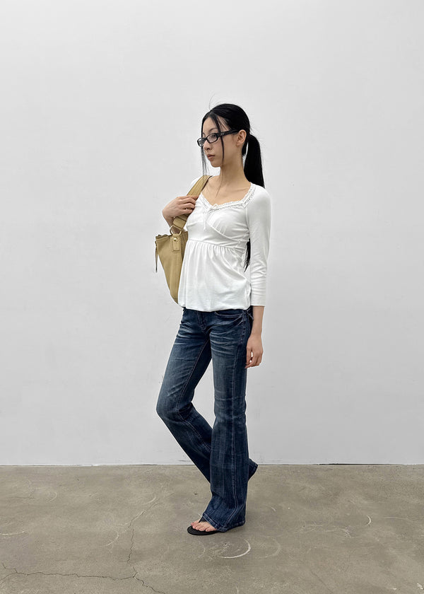 Licia V-neck Lace 3/4 Sleeve T-shirt