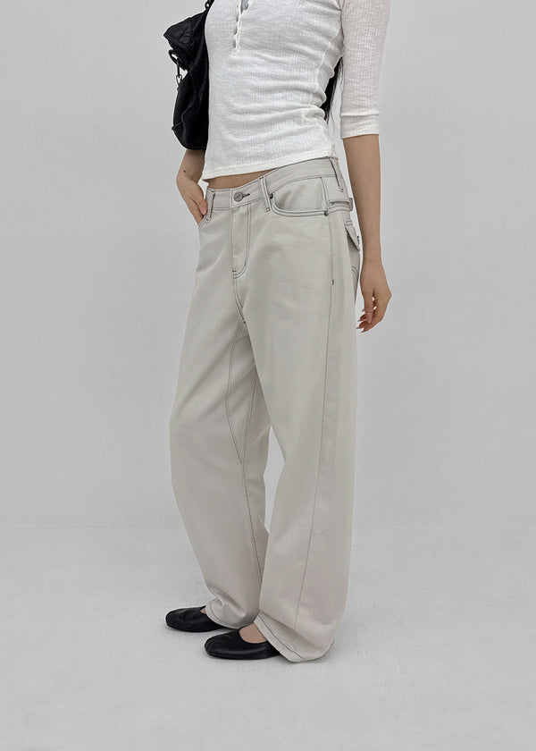 [MADE] Bromy Back-Strap Denim Pants