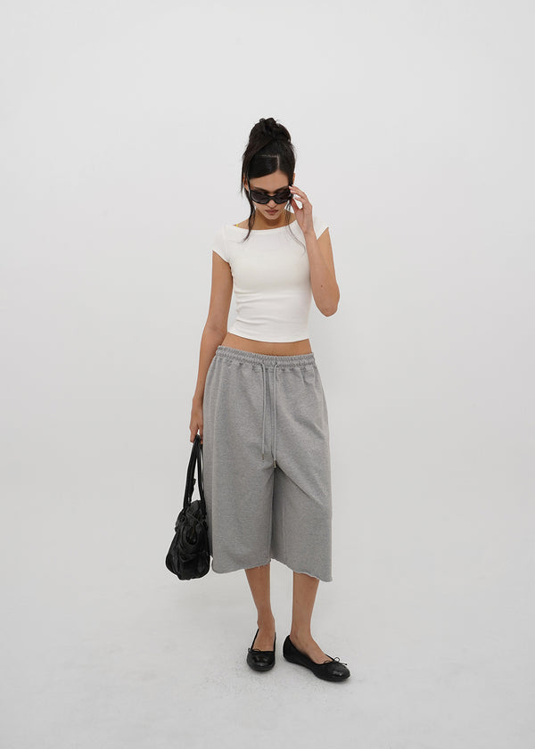 [B-BASIC] Mid-Sweat Cut-Out Bermuda Pants