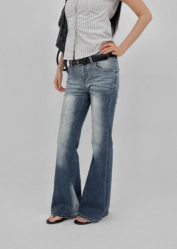 Clden Low-rise Bootcut Denim Pants