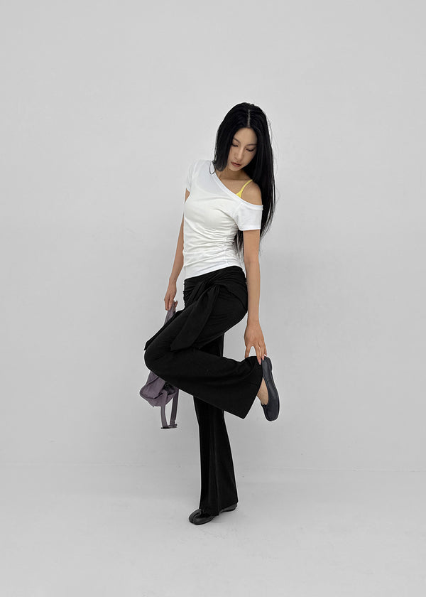 [MADE] Servi Shirred One-Shoulder Short-Sleeve T-Shirt