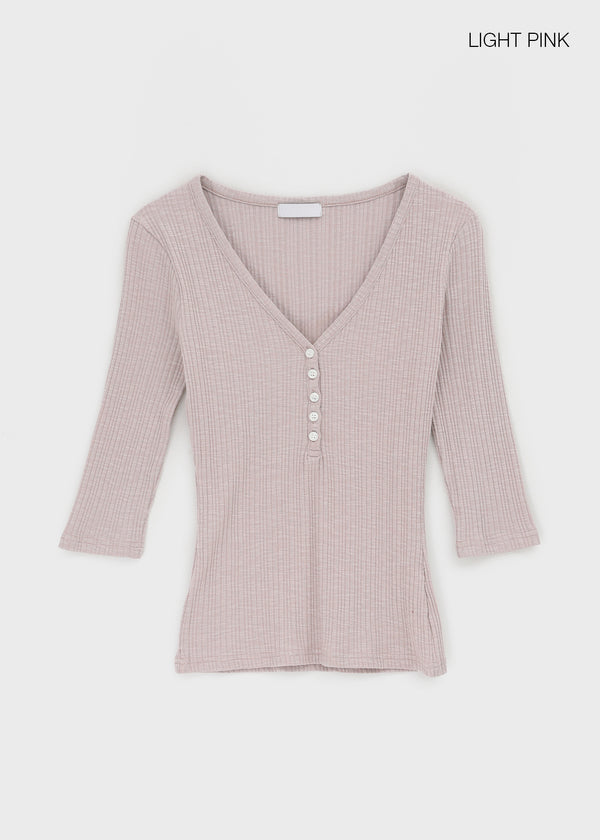 Loopty Button V-neck Ribbed 3/4 Sleeve Tee