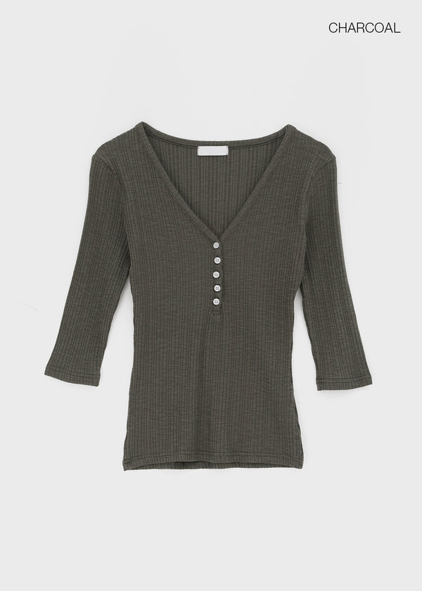 Loopty Button V-neck Ribbed 3/4 Sleeve Tee
