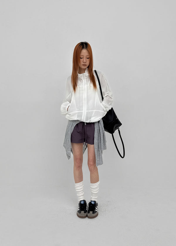 Rasion Strap High-neck Windbreaker