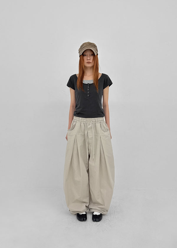 (UNISEX) Eiko Pintuck Wide Elastic Waist Pants
