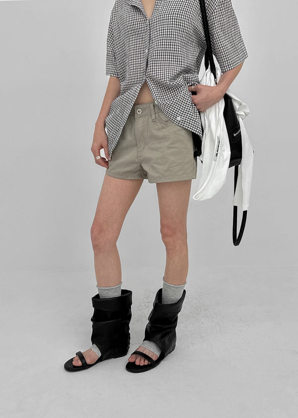 Riling Cotton Shorts