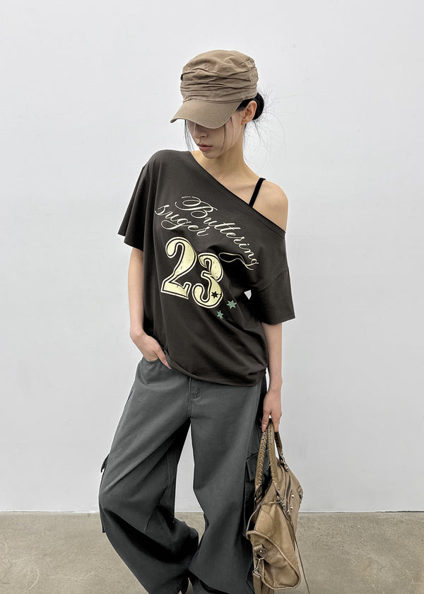 [MADE] Vermel Printed Asymmetric Shoulder Short Sleeve Top