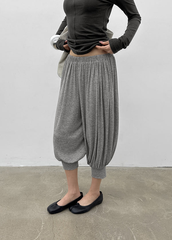 Abtic 3/4 Length Aladdin Pants