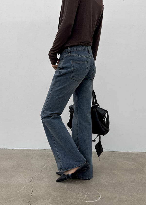 [MADE] Cameli Low-Waist Bootcut Denim Pants