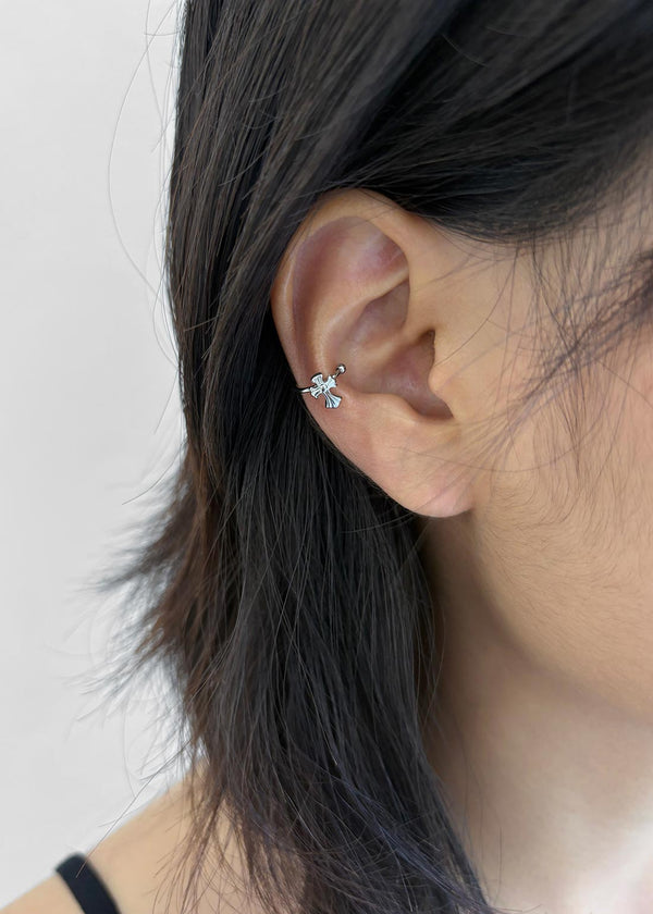 Sharlect Cross Ear Cuff