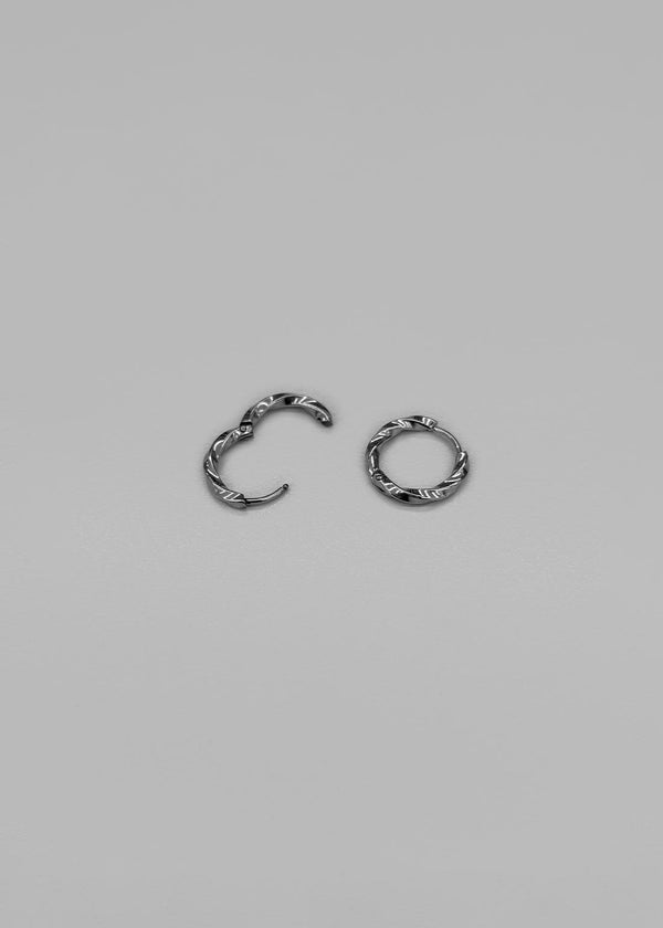 Jiro Bird Twist Ring Earrings