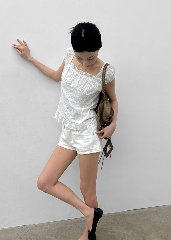 Gentic Punching Frill Short Sleeve Blouse