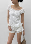 Gentic Punching Frill Short Sleeve Blouse