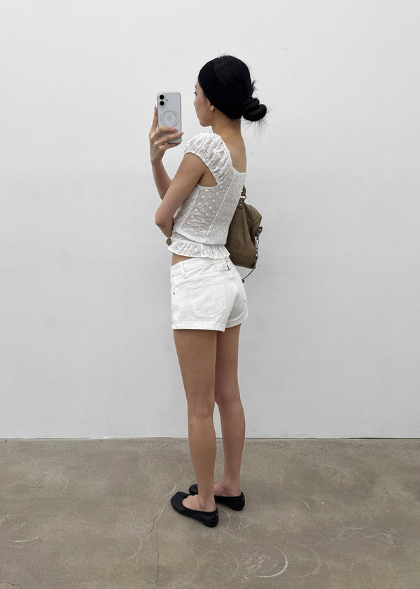 Gentic Punching Frill Short Sleeve Blouse