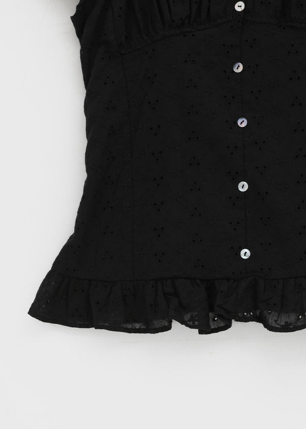 Gentic Punching Frill Short Sleeve Blouse