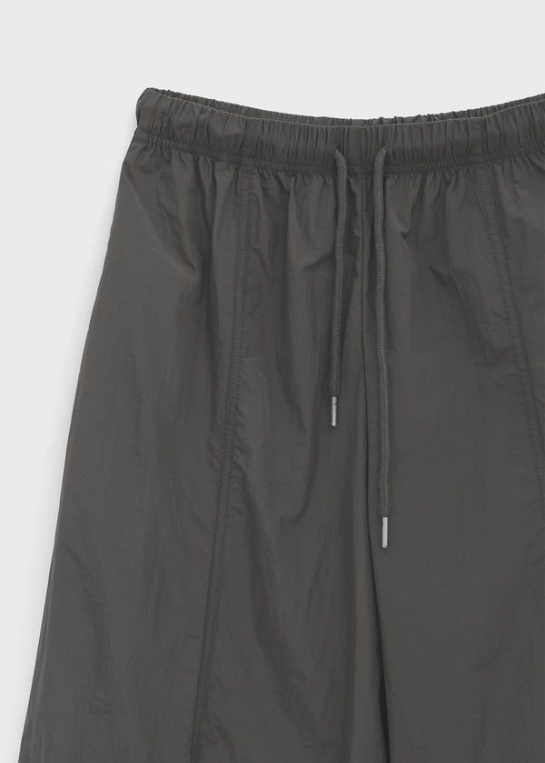 [MADE] Kuld Nylon Balloon Banded Pants