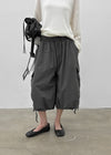 (UNISEX) Kanchok Shirred Cargo Nylon Bermuda Shorts
