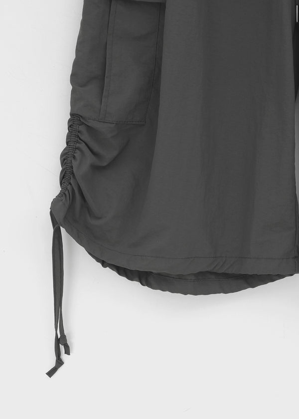 (UNISEX) Kanchok Shirred Cargo Nylon Bermuda Shorts