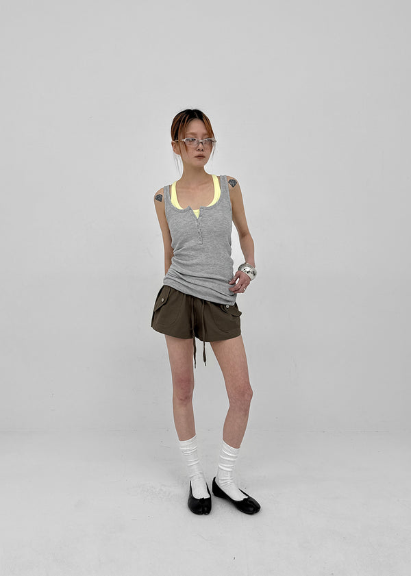 Syndrome Low-waisted Shorts