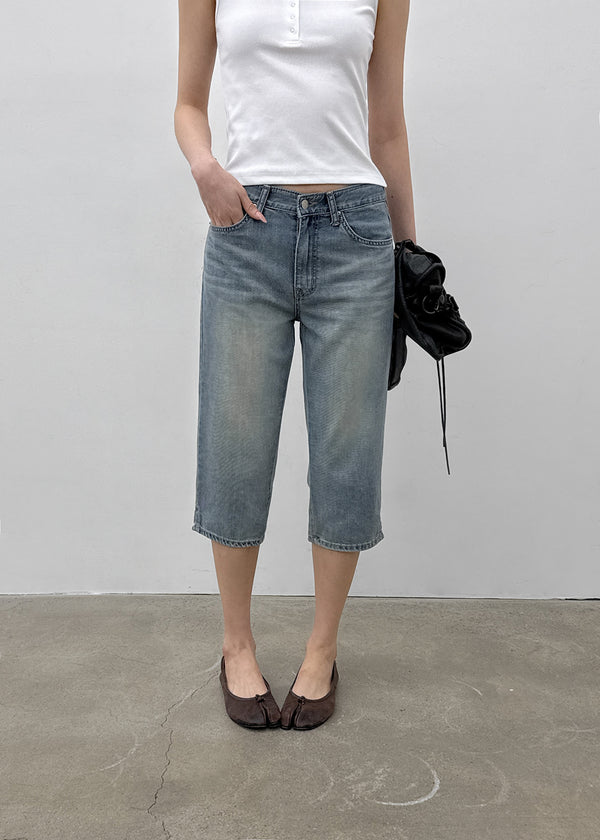 Deveral Capri Denim Pants