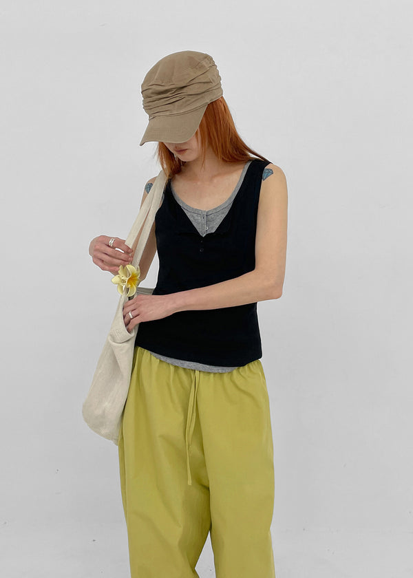 Verito Button Point Sleeveless