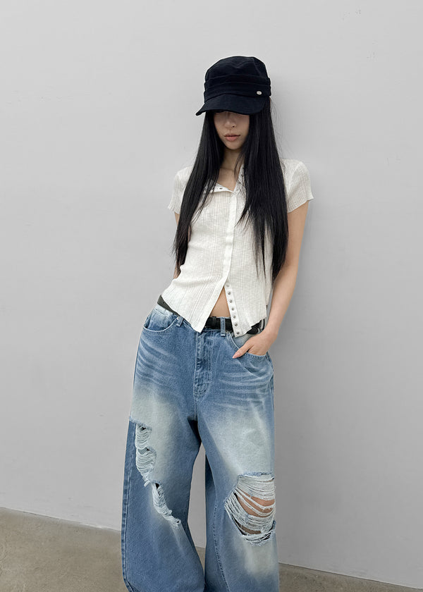 Clven Ribbed Button Short-sleeve Knit Cardigan