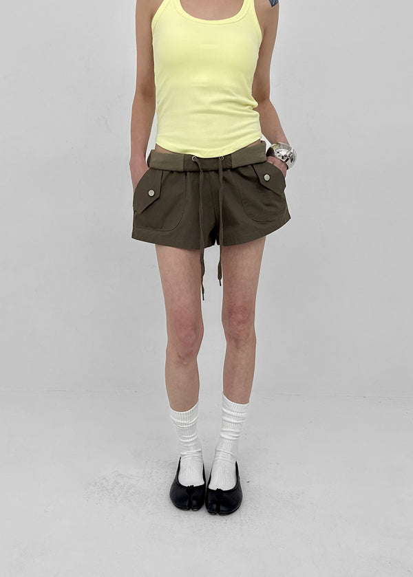 Syndrome Low-waisted Shorts