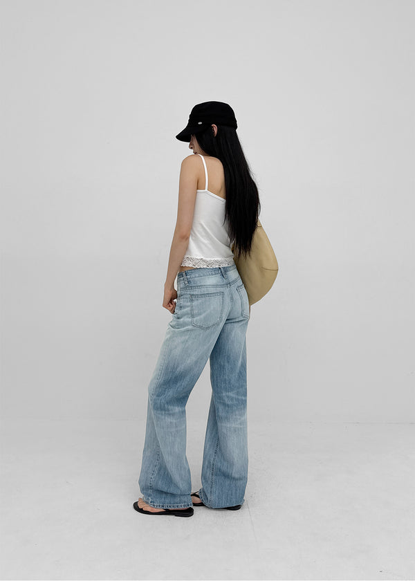 Berong Low-waist Straight Denim Pants